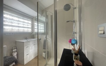 Property slide 40