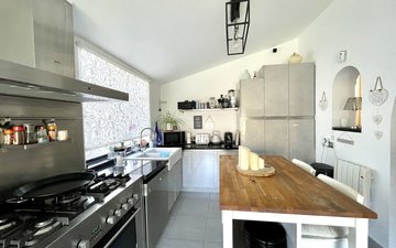 Property slide 51