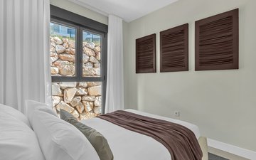 Property slide 15