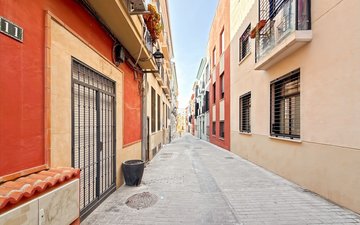 Property slide 24