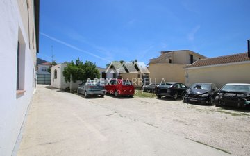 Property slide 22