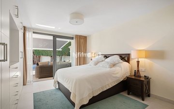 Property slide 10