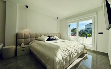 Property slide 17