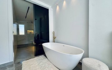 Property slide 24
