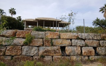 Property slide 10