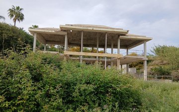 Property slide 17