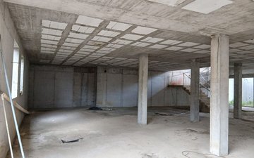 Property slide 21