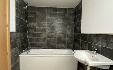Property slide 35