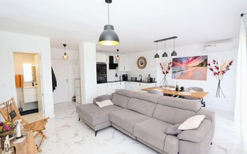 Property slide 7
