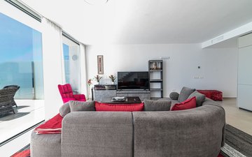 Property slide 19
