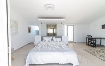 Property slide 35