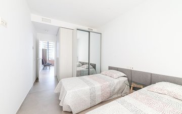 Property slide 39