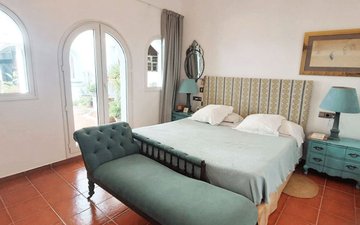 Property slide 15