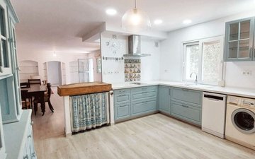 Property slide 4