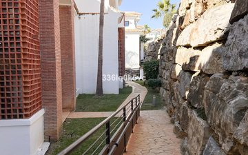 Property slide 32