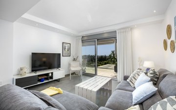 Property slide 4