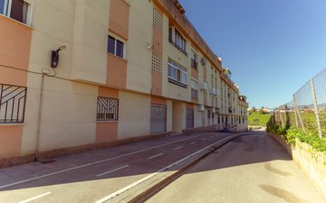 Property slide 17
