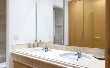 Property slide 39