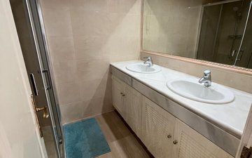 Property slide 25