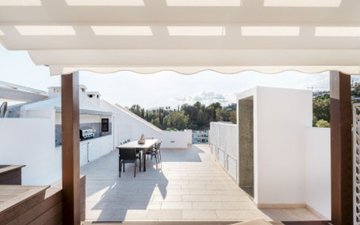 Property slide 18
