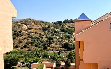 Property slide 27