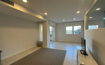 Property slide 22