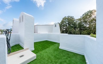 Property slide 19