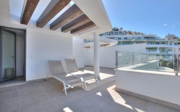 Property slide 21