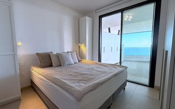 Property slide 10