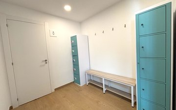 Property slide 25