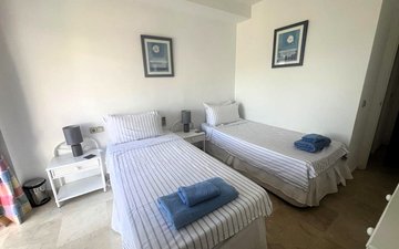 Property slide 10