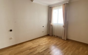 Property slide 23