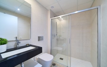 Property slide 18