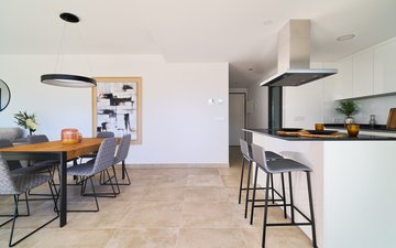 Property slide 32