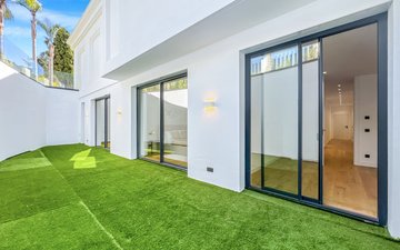 Property slide 18
