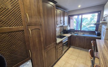 Property slide 25