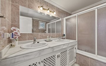 Property slide 27