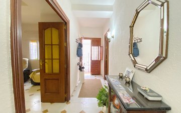 Property slide 10
