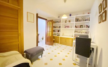 Property slide 20