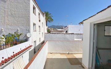 Property slide 31