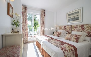 Property slide 25