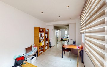 Property slide 21