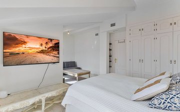 Property slide 17