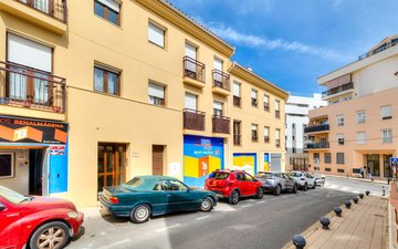 Property slide 33