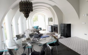 Property slide 23