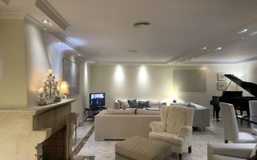 Property slide 60