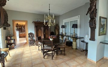 Property slide 6