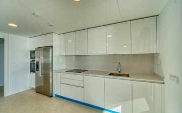 Property slide 20
