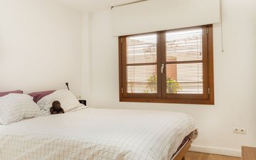 Property slide 16