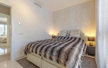 Property slide 18